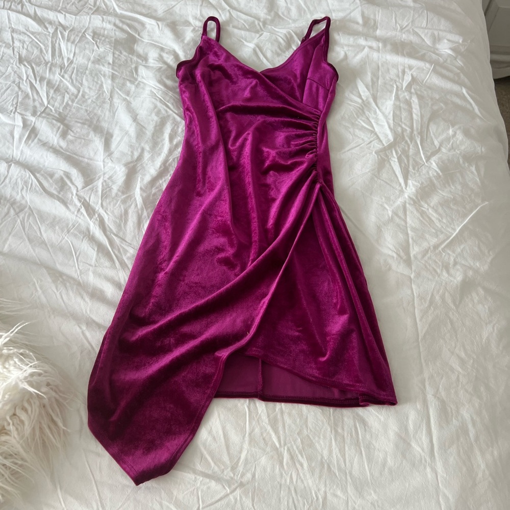 Elegant Magenta Dress
